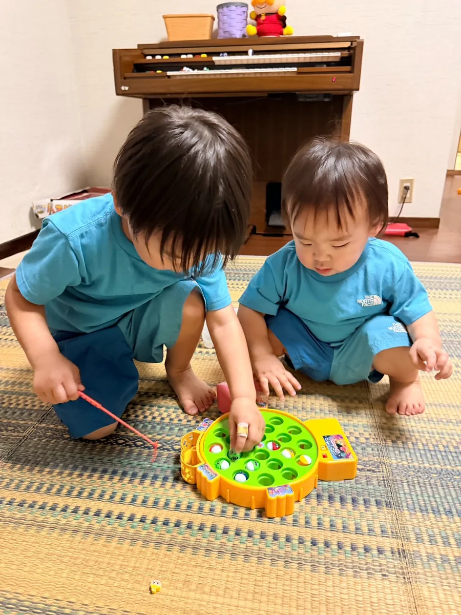 畳の部屋でくつろぐひととき